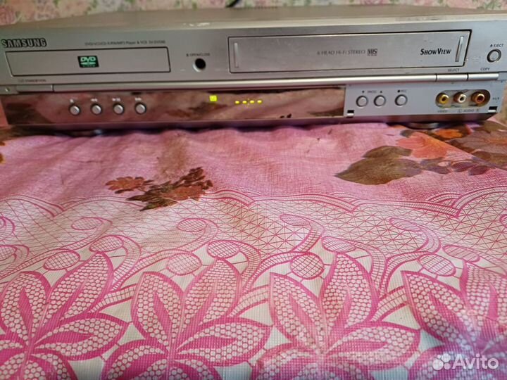 Продам комбо-плеер DVD+VHS Samsung