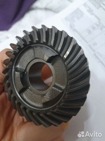 Шестерня заднего хода Yamaha 61N-45571-00 (61N24)