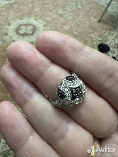 Серьги и кольцо с бриллиантами 750 проба