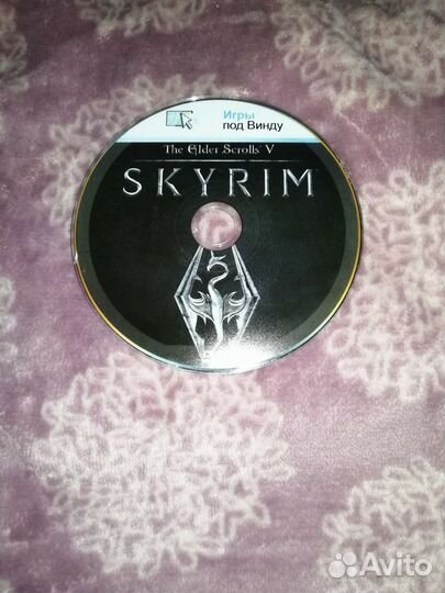 Диск от игры Скайрим