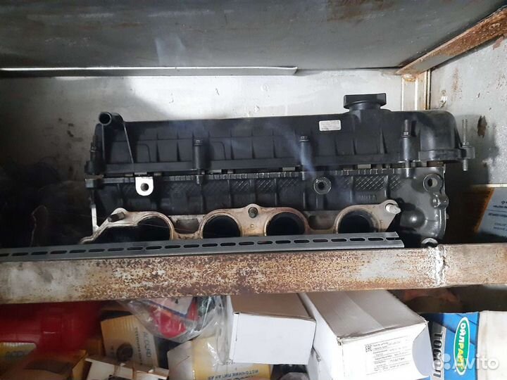 Головка клапанов от форд мондео 3.двигатель 1.8 дю