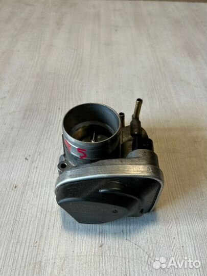 Дросельная заслонка Volkswagen Golf 5 BSE