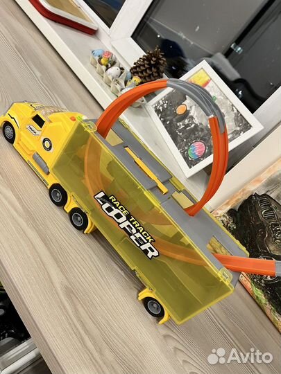 Игрушка автовоз с треком