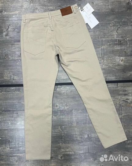 Элегантные джинсы Brunello Cucinelli для стильных людей