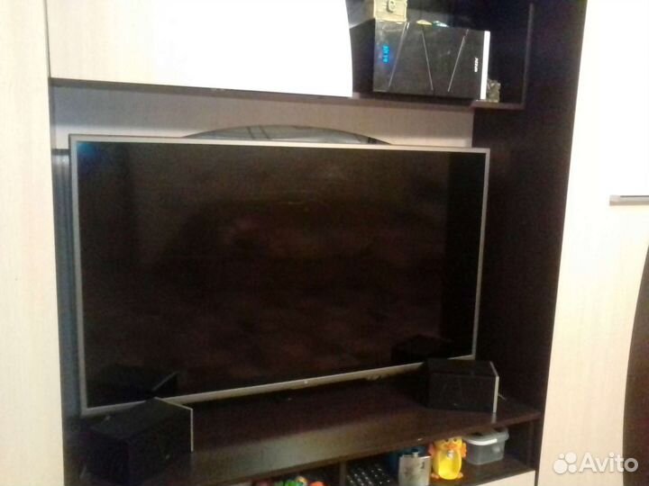 Телевизор