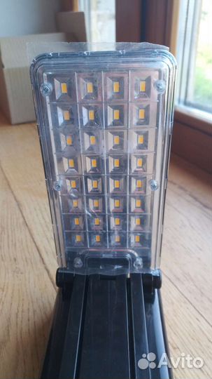Светодиодный светильник настольный аккумуляторный