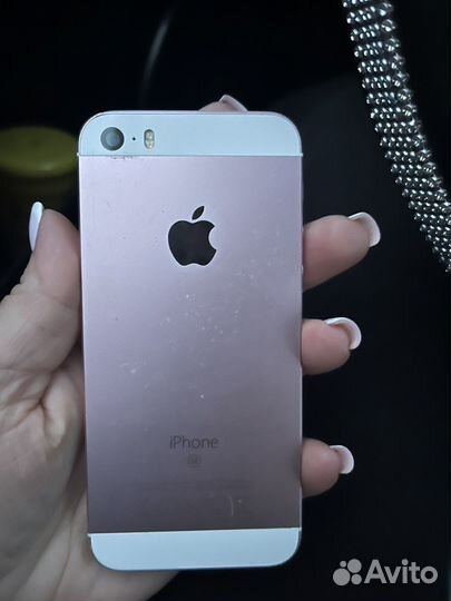 Телефон iPhone 5sе