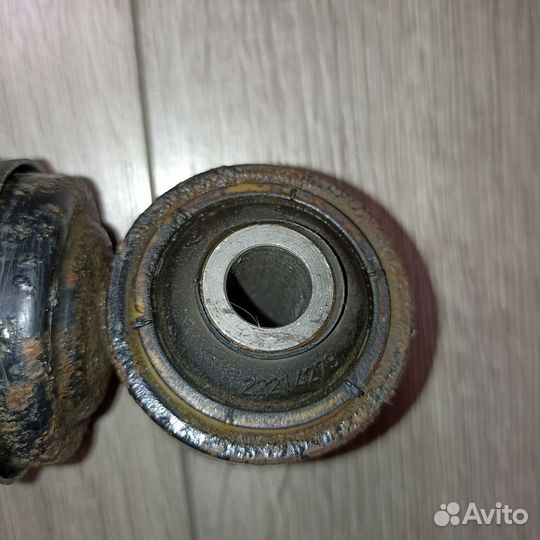 Задний амортизатор GM