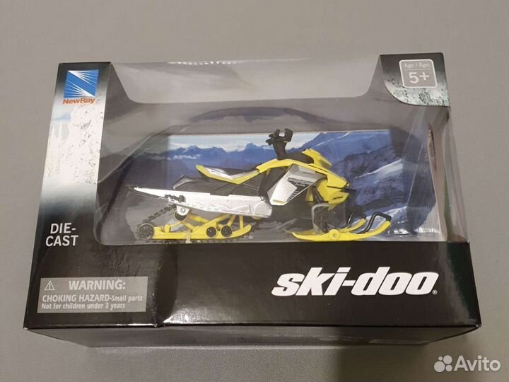 Модель Снегохода SKI-DOO