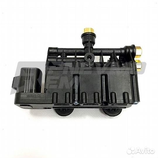 Блок клапанов пневмоподвески Land Rover Discovery