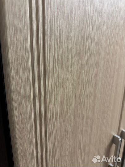 Гардеробная для гостинной