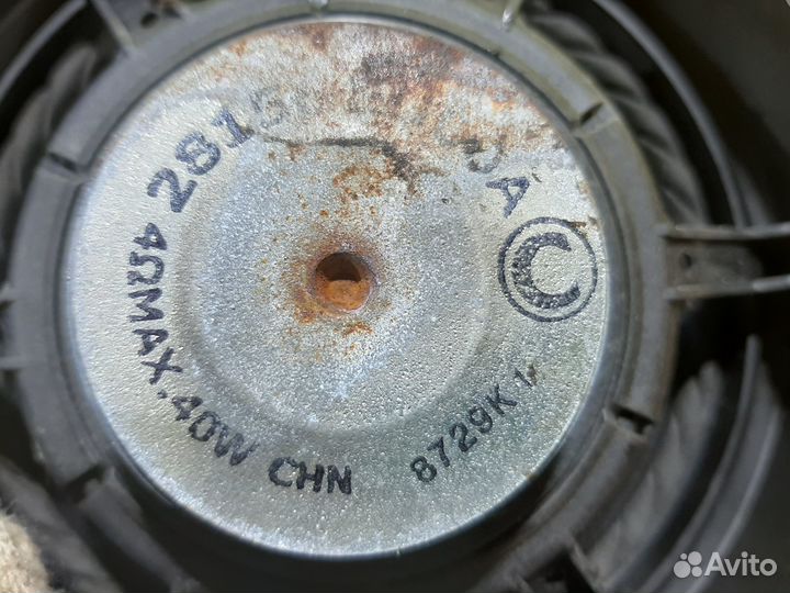 Динамик в дверь Nissan Teana J32