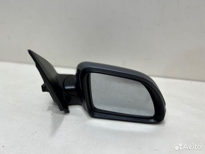 Зеркало с поворотником правое Kia Rio 4 2017