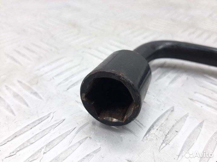 Ключ баллонный для Peugeot-Citroen 406 674232