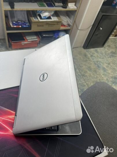 Dell latitude E7240