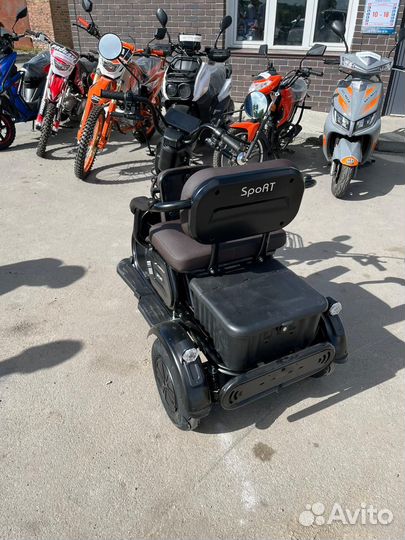 Электрический трицикл 600 ватт 3-х местный