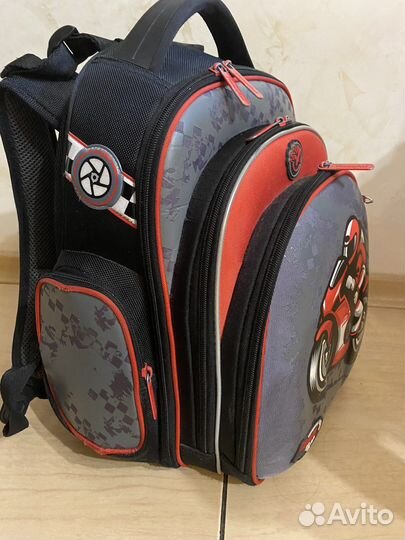 Рюкзак для мальчика школьный