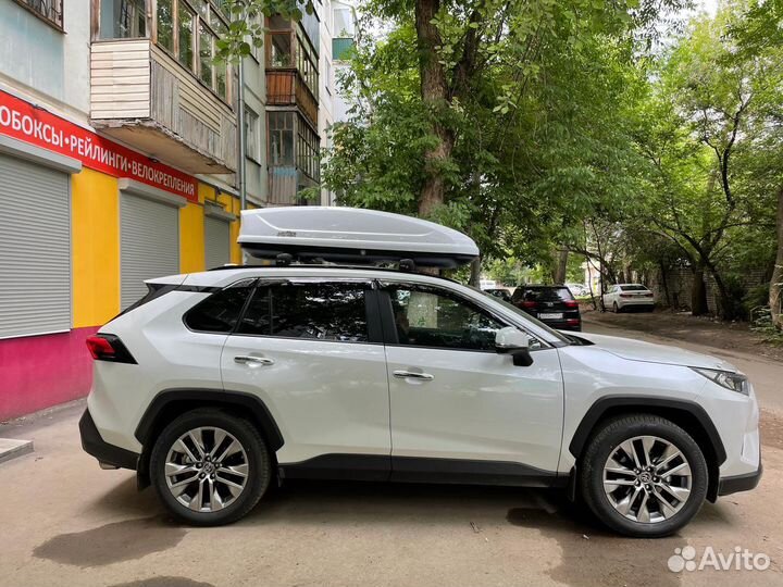 Автобокс на крышу Toyota RAV 4 (белый глянец)