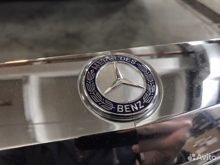 Решетка радиатора Maybach дорест без дефектов X222