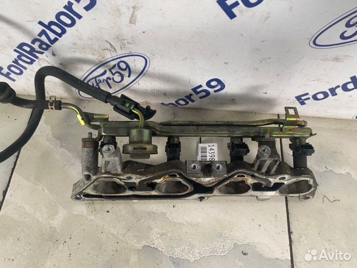 Рампа топливная Honda Civic EU 1.6 (D16V1) 2005