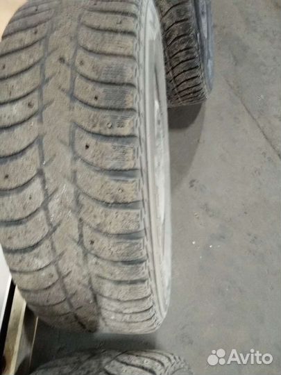 Bridgestone Ice Cruiser 5000 195/65 R15 91T