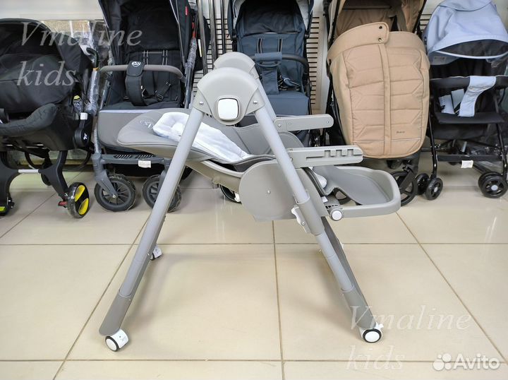 Детский стульчик для кормления