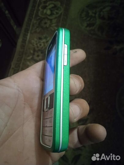 Телефон Nokia 7310 supernova