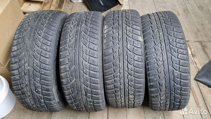 Kumho I'Zen RV KC15 225/60 R17