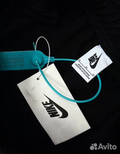 Шорты Nike Tech Fleece