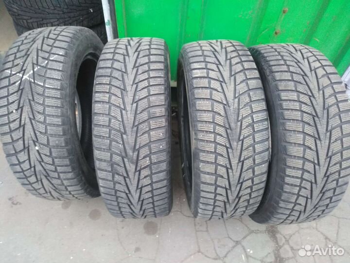 Hankook Winter I'Cept X RW10 235/55 R18 100T