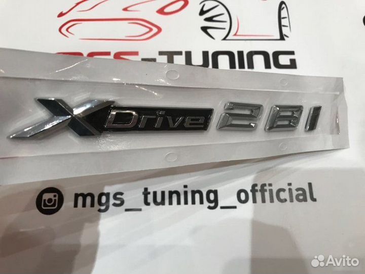 Шильдик BMW Xdrive 2.8i