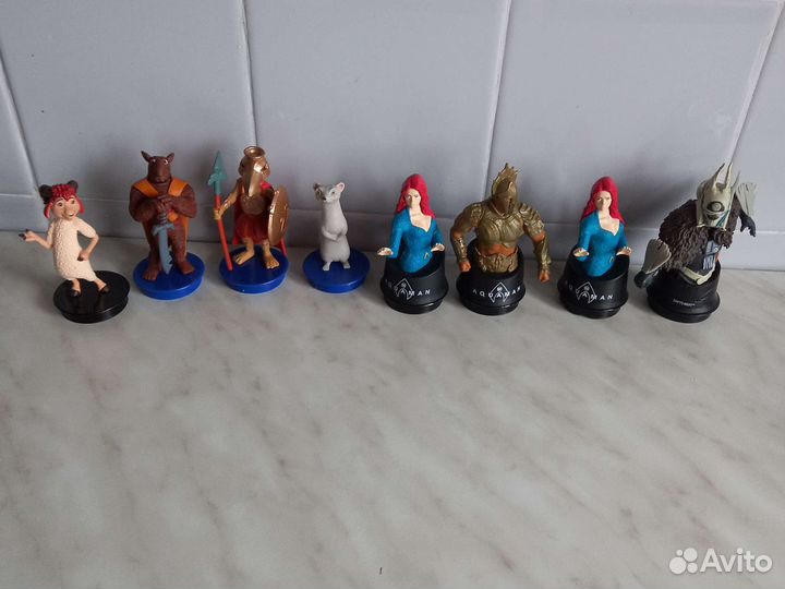 Топперы (фигурки) героев из кинотеатра