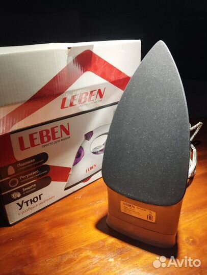 Утюг Leben