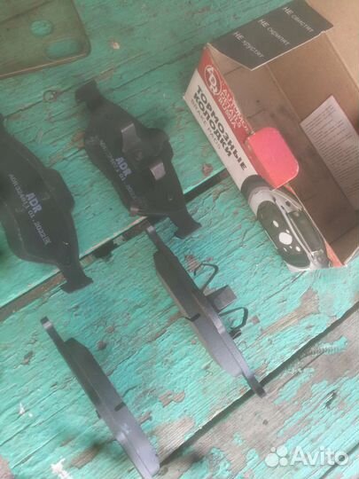 Колодки тормозные передние Тойота Ярис