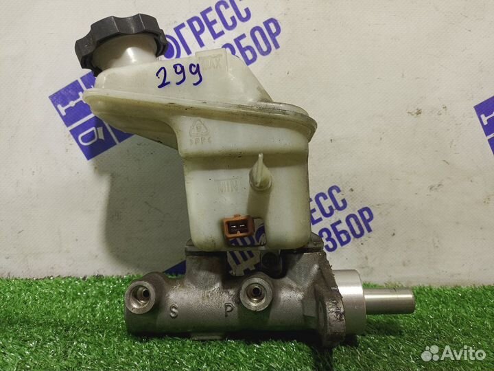 Главный тормозной цилиндр Hyundai Santa Fe