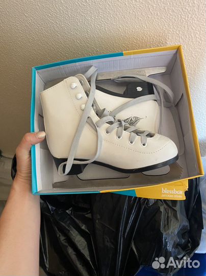 Коньки для фигурного катания детские