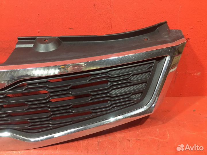 Решетка радиатора Kia Ceed хетчбэк G4FA 1.4L 1396