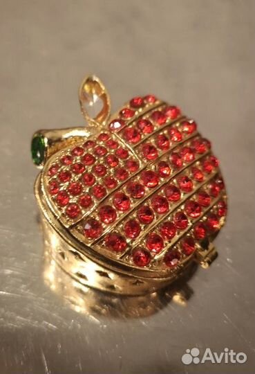 Винтажная шкатулка. Яблоко