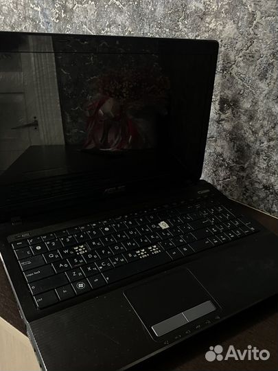 Ноутбук asus