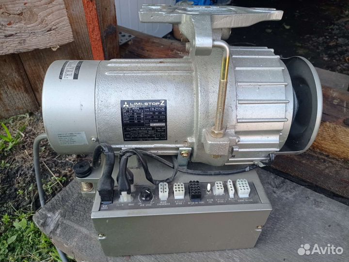 Двигатель на швейную машинку