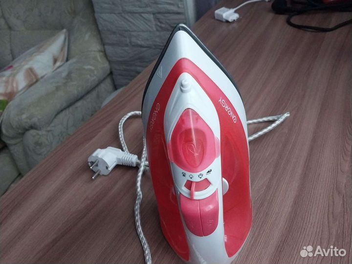 Утюг Energy 1800w