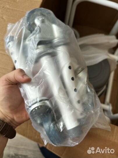 Кресло-стал с санитарным оснощением с колёсами