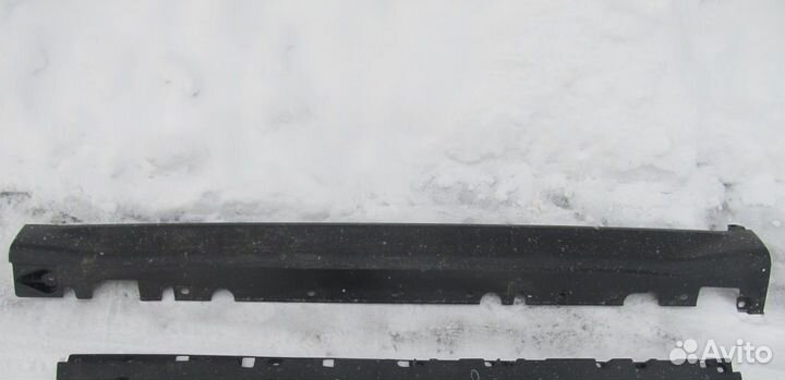 BMW E70 левая накладка порога 51777191241 LH