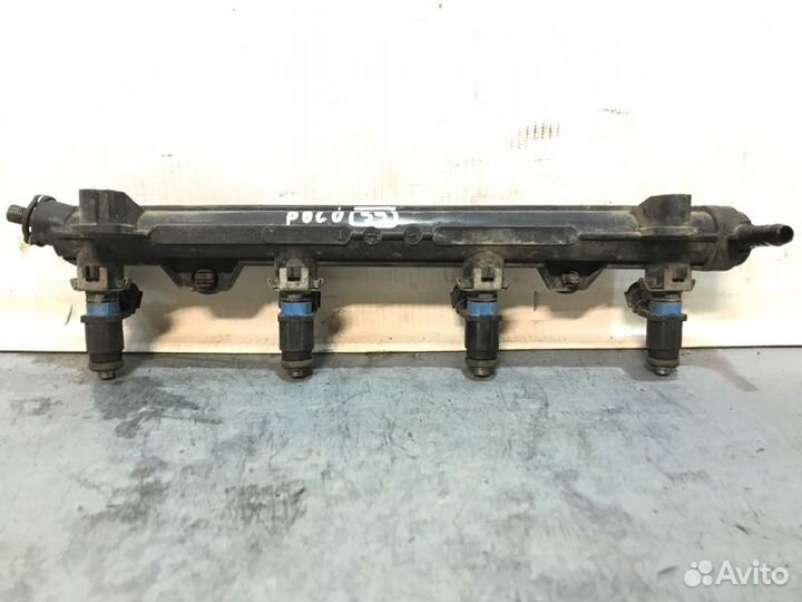 Рампа топливная Volkswagen Polo 1 седан CFN 273091