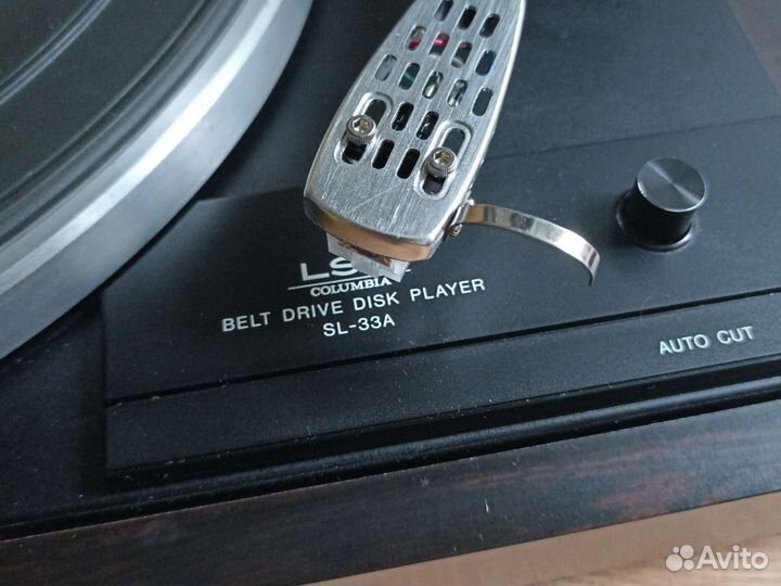 Проигрыватель винила 