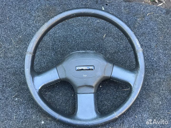 Руль опель монтерей а 1995г opel monterey a