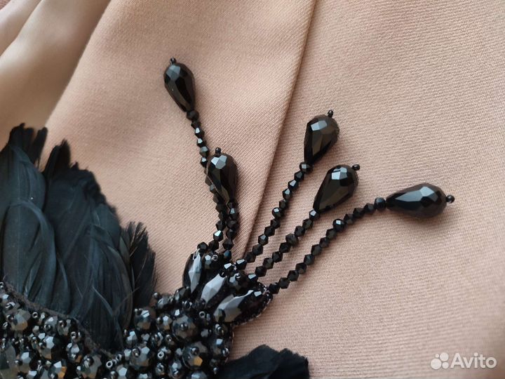 Брошь Ворон