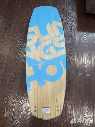 Вейкборд Slingshot Windsor 137см