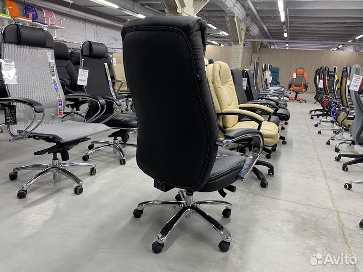 Компьютерное кресло кожа
