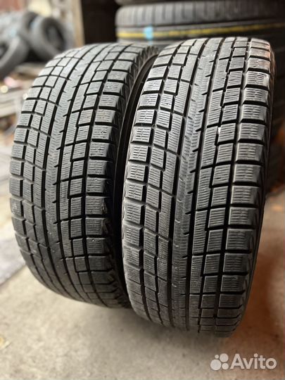 Yokohama Ice Guard IG52C 215/55 R17